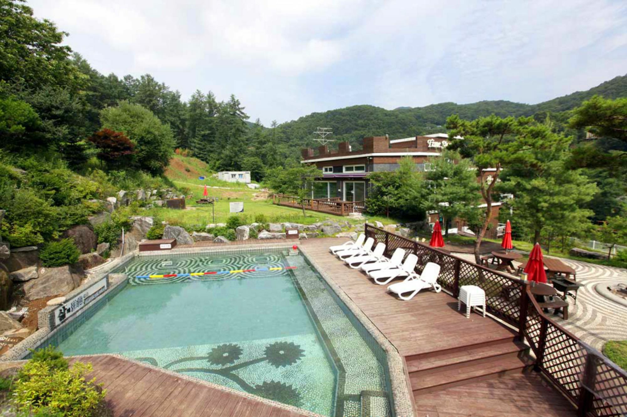 Time Story Villa Yangpyeong Bagian luar foto